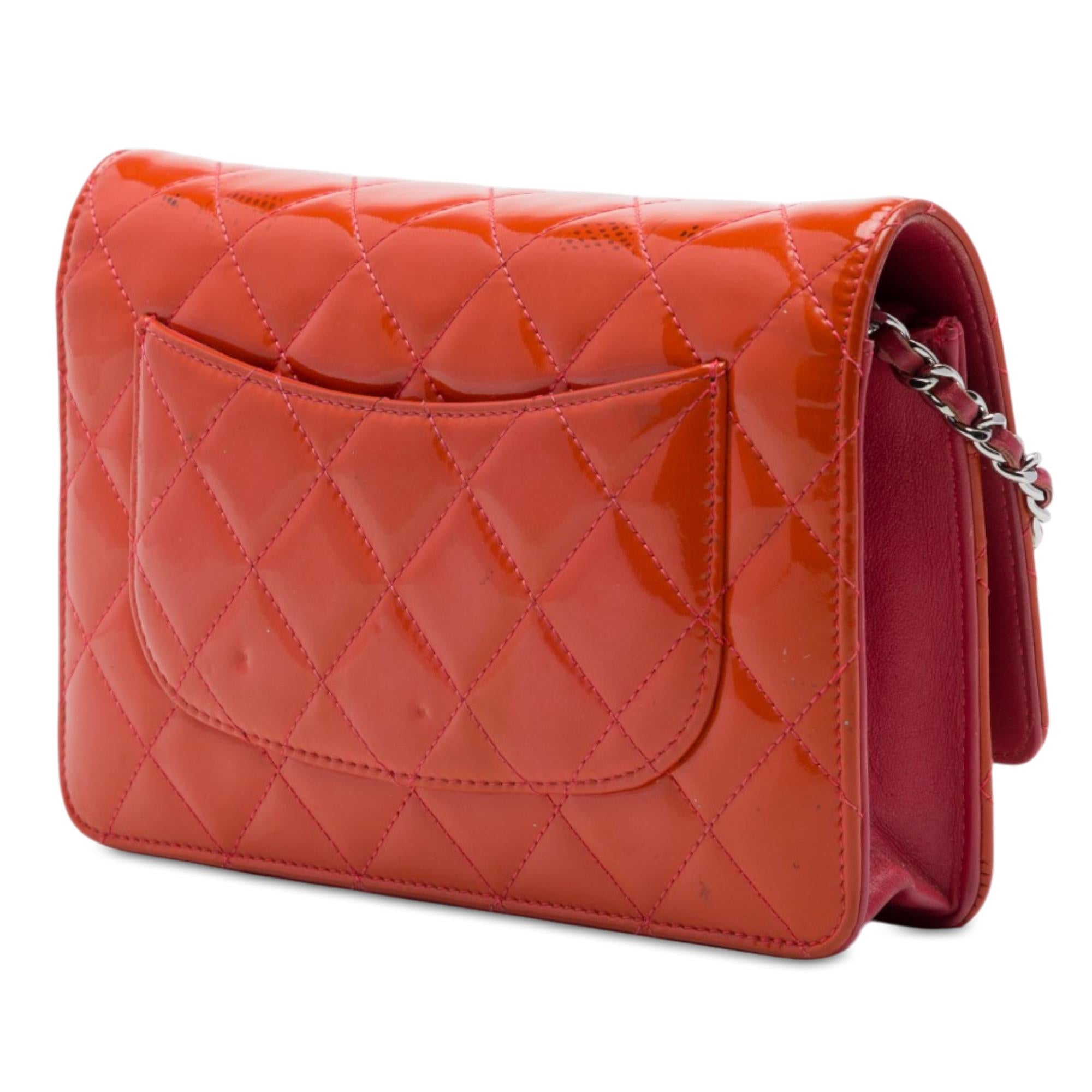 Chanel CC Quilted Patent Incognito Wallet On Chain