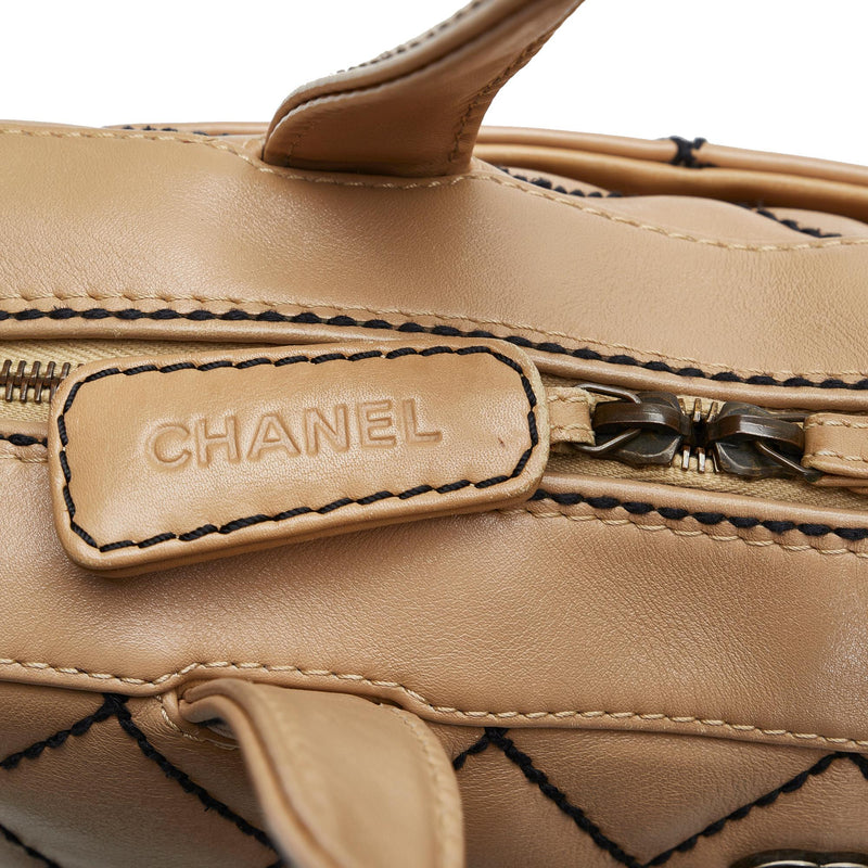 Chanel CC Wild Stitch Handbag (SHG-13zmDX) – LuxeDH