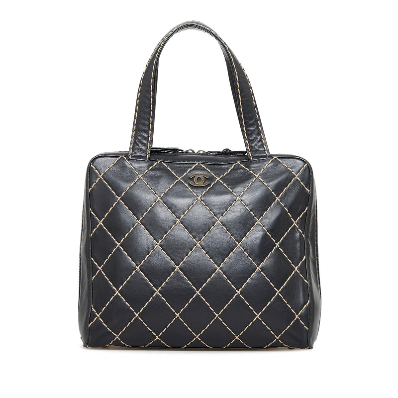 Chanel CC Wild Stitch Handbag (SHG-vbWh5u)