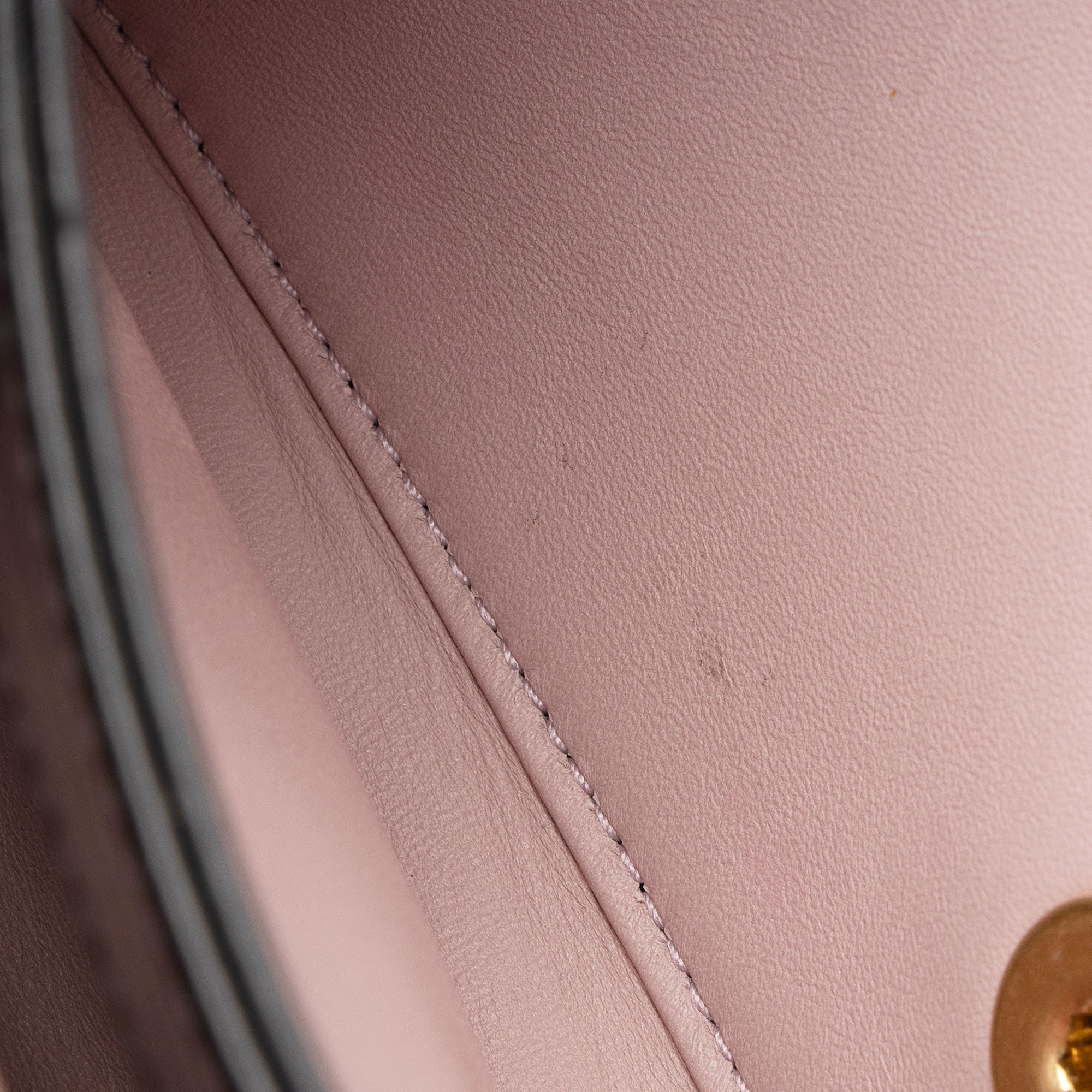 Chanel Calfskin Straight Line Small Flap Bag (SHF-6VRqD4)