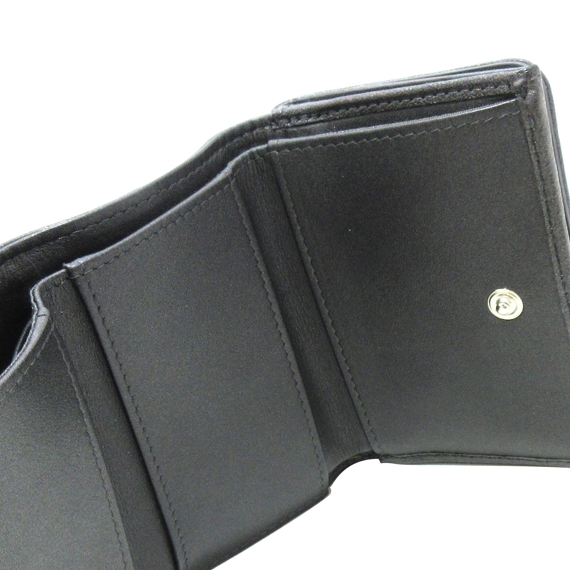 Chanel Camellia Goatskin Trifold Wallet (SHG-aIF3CD)