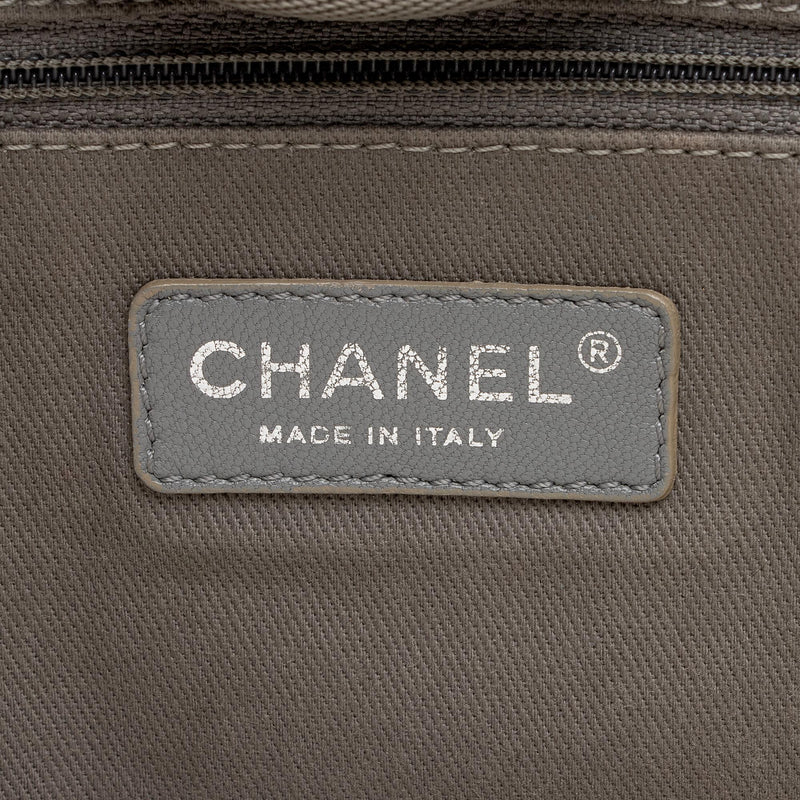 Chanel Canvas Deauville Medium Tote (SHF-6z6SKD)