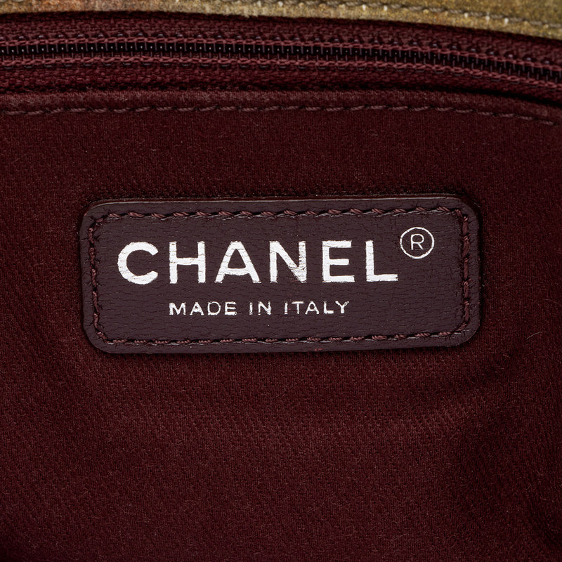 Chanel Canvas On The Pavements CC Messenger Bag (SHF-kA4nOX)