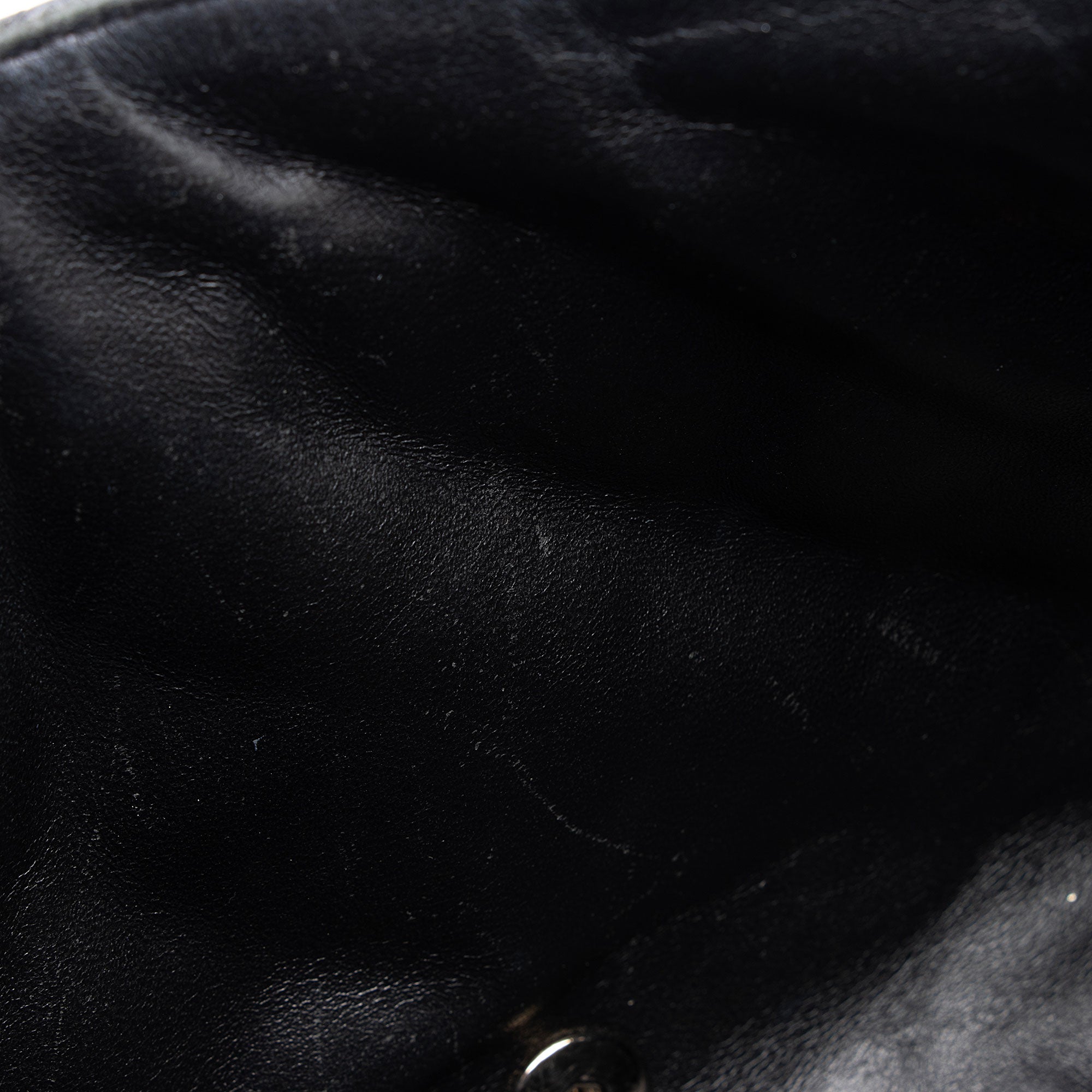 Chanel Caviar Leather Classic Maxi Single Flap Bag (SHF-tdUQSa)