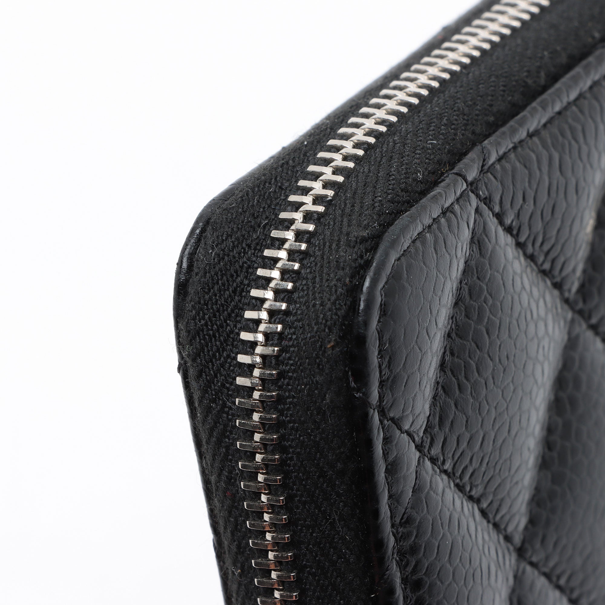 Chanel Caviar Leather Classic Zipped Coin Purse