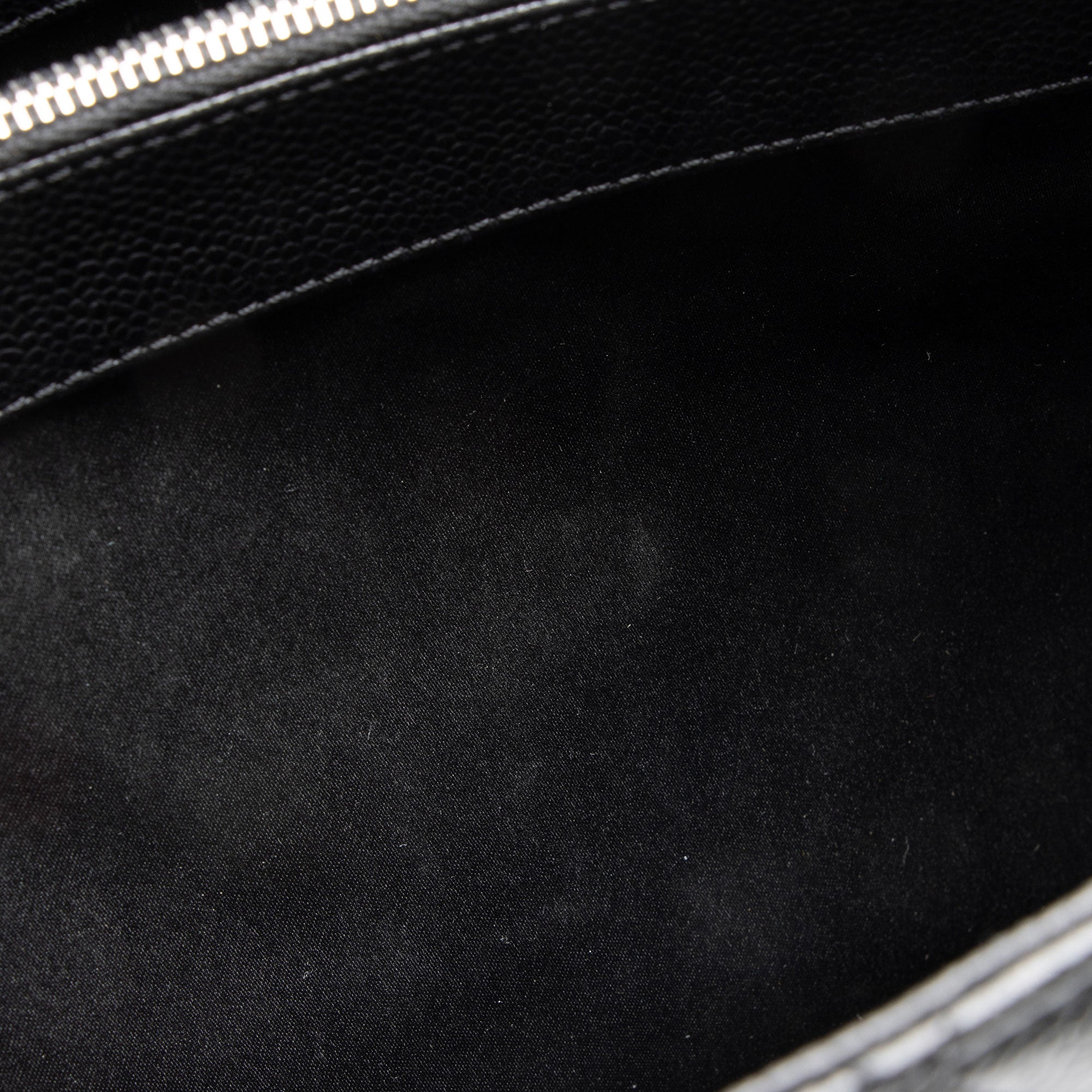 Chanel Caviar Leather Grand Shopping Tote (SHF-6g7uPR)