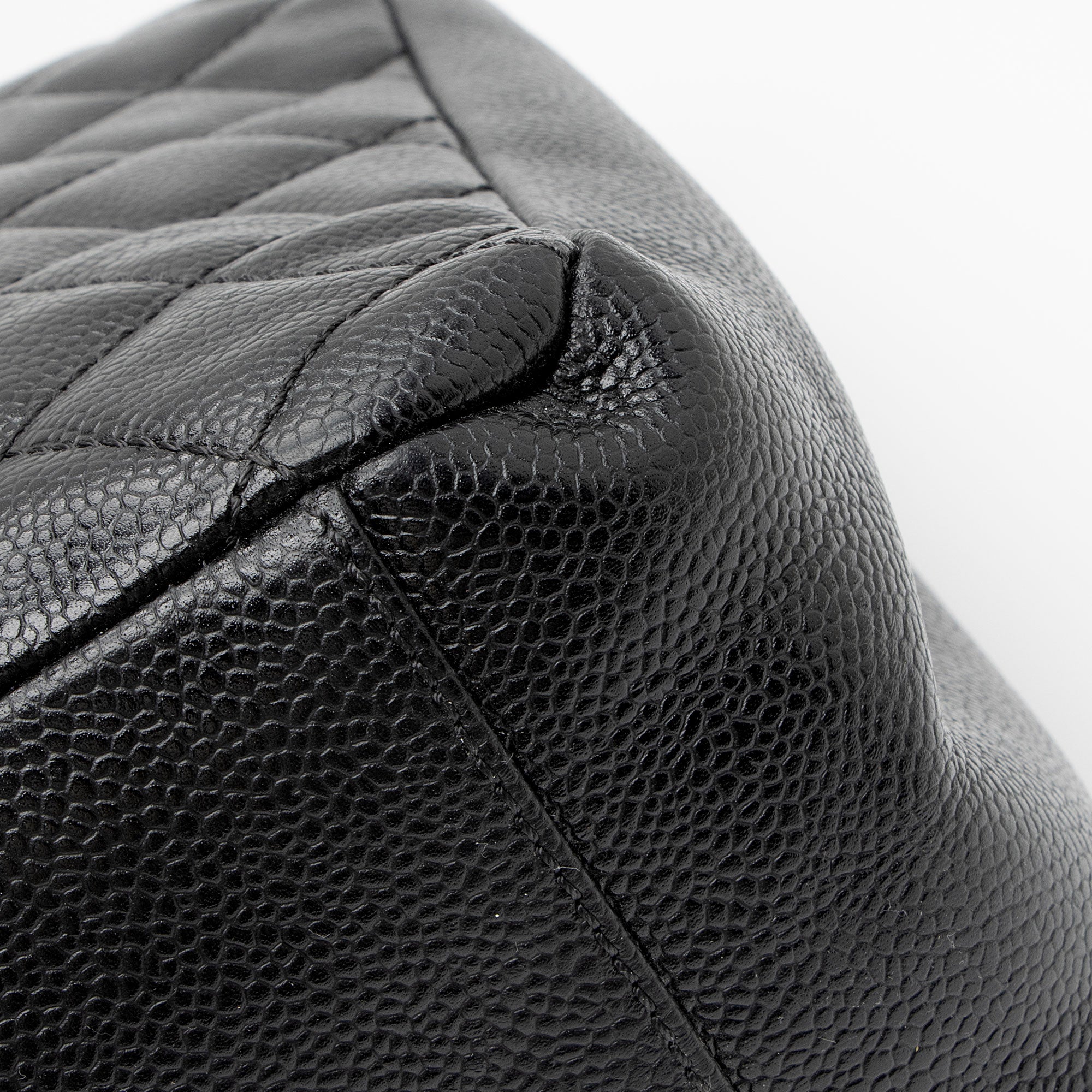 Chanel Caviar Leather Grand Shopping Tote (SHF-6g7uPR)