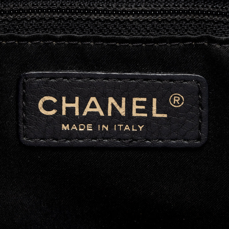 Chanel Caviar Leather Grand Shopping Tote (SHF-vlmDO8)