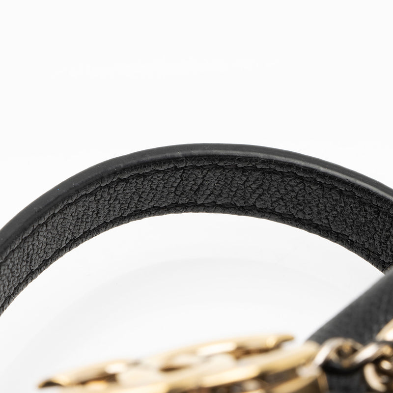 Chanel Caviar Leather Rolled Up Drawstring Bucket Bag (SHF-9VaoLU)