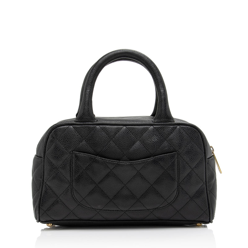 chanel black quilted bag leather