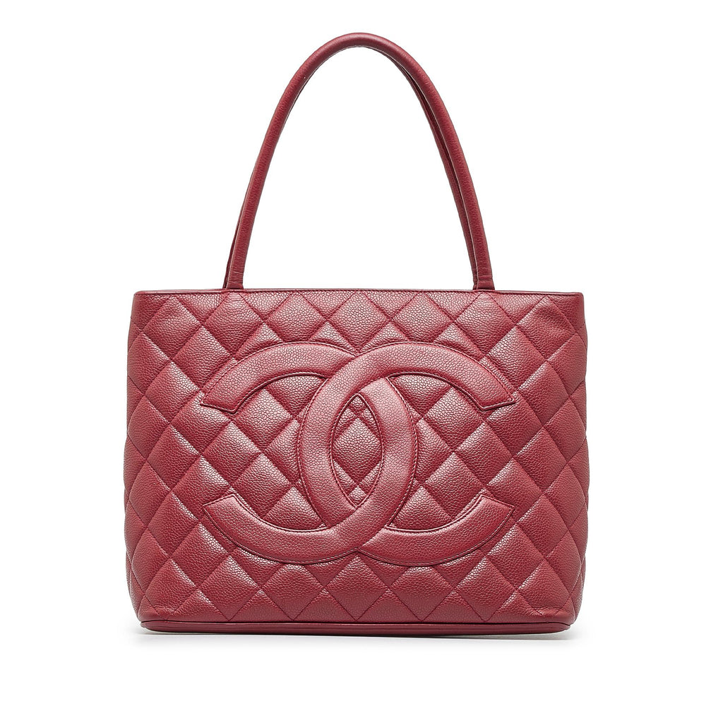 Chanel Caviar Medallion Tote SHG MUMoiU LuxeDH