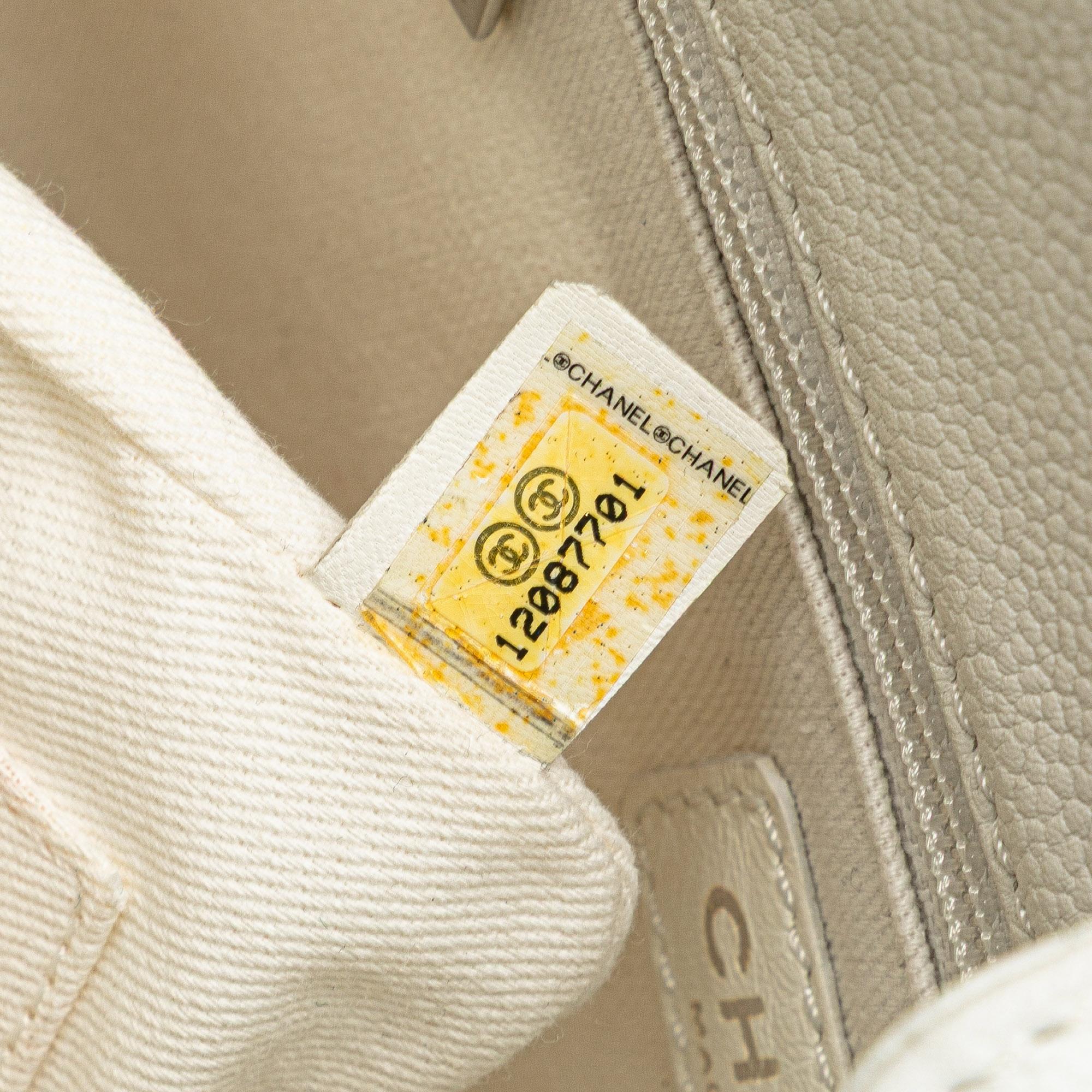 Chanel Caviar Petite Shopping Tote