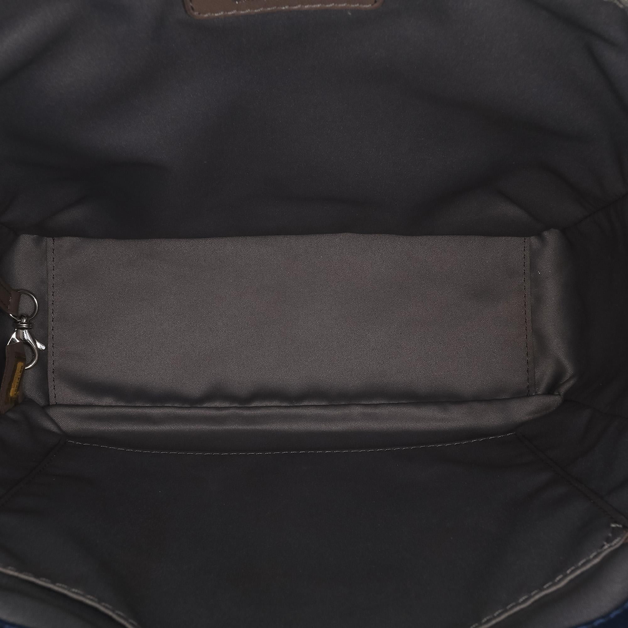 Chanel Caviar Petite Shopping Tote