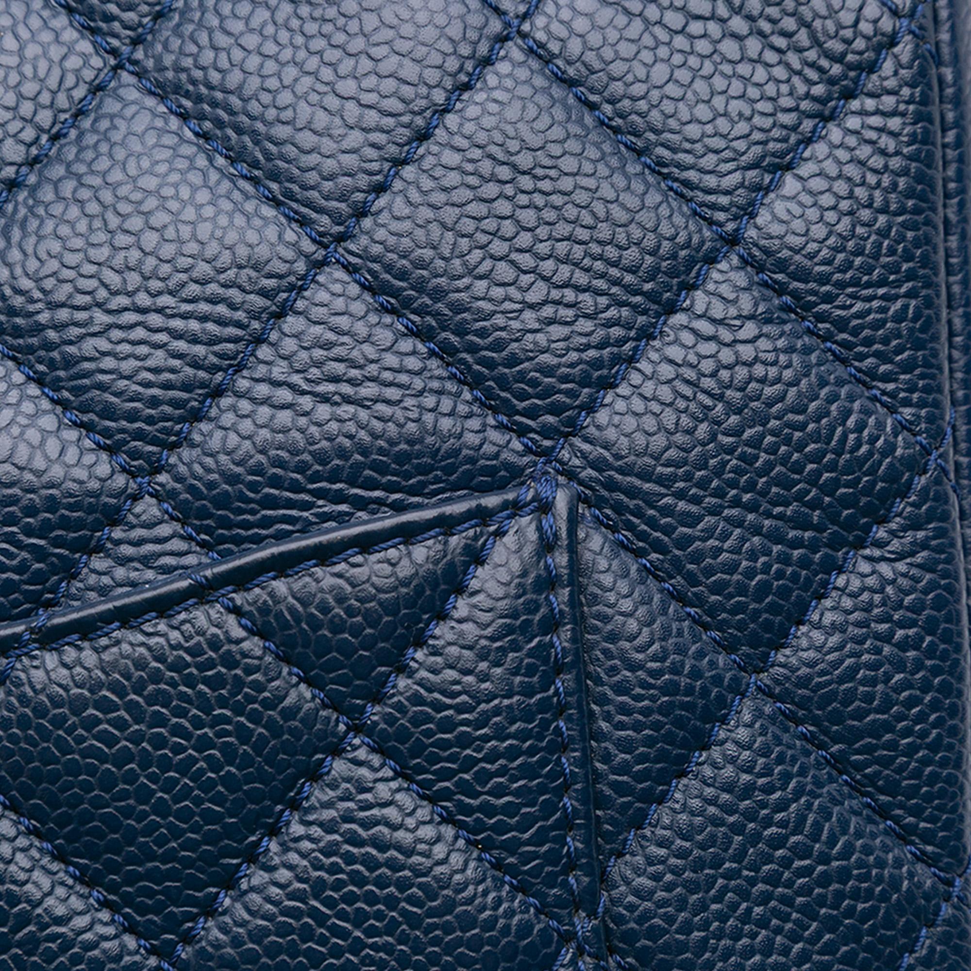 Chanel Caviar Petite Shopping Tote