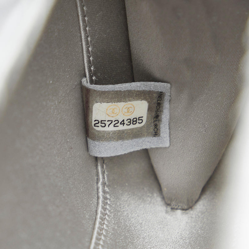 Chanel Chain Fringe Leather Clutch Bag (SHG-groSid) – LuxeDH