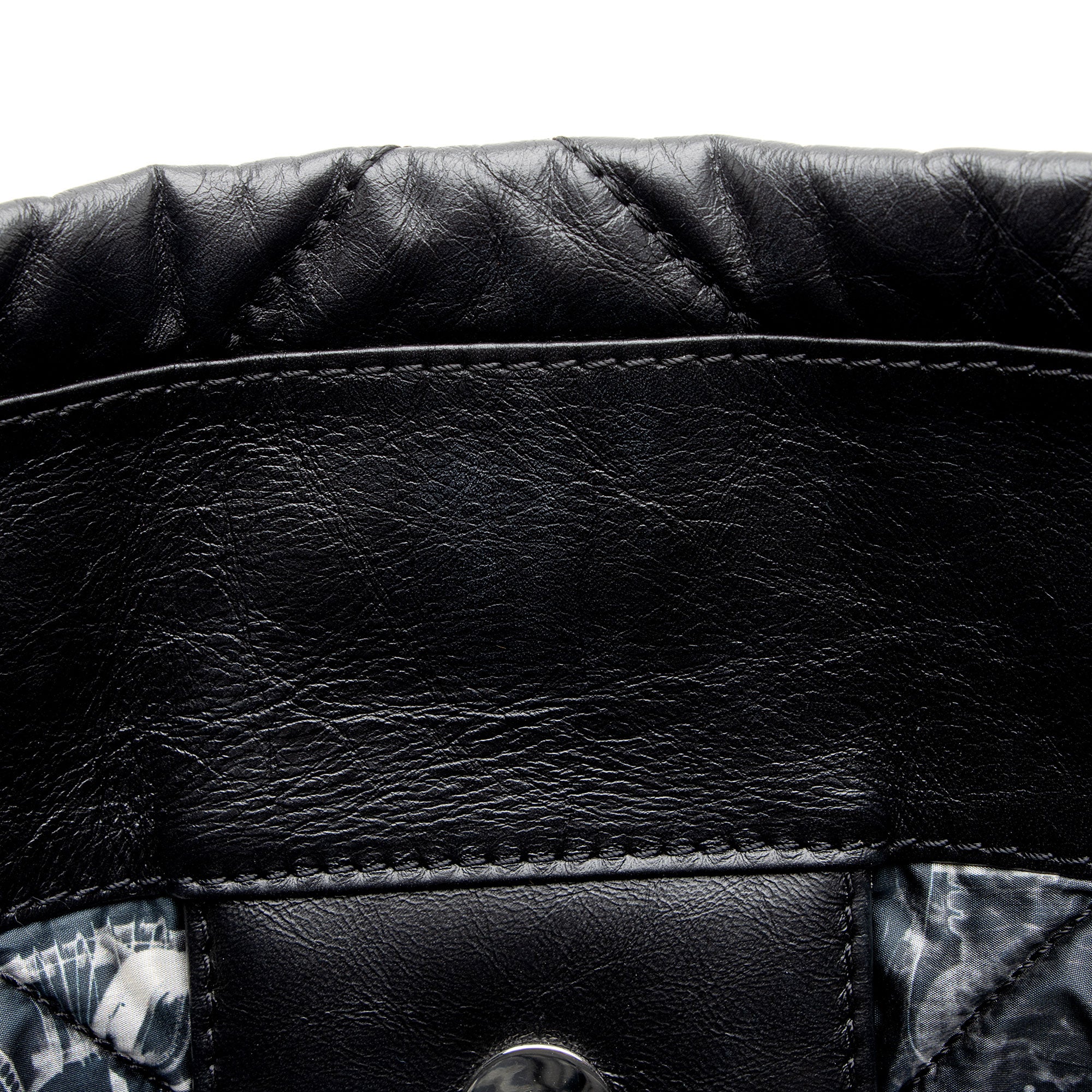 Chanel Chevron Aged Calfskin Big Bang Hobo (SHF-3kJJhz)