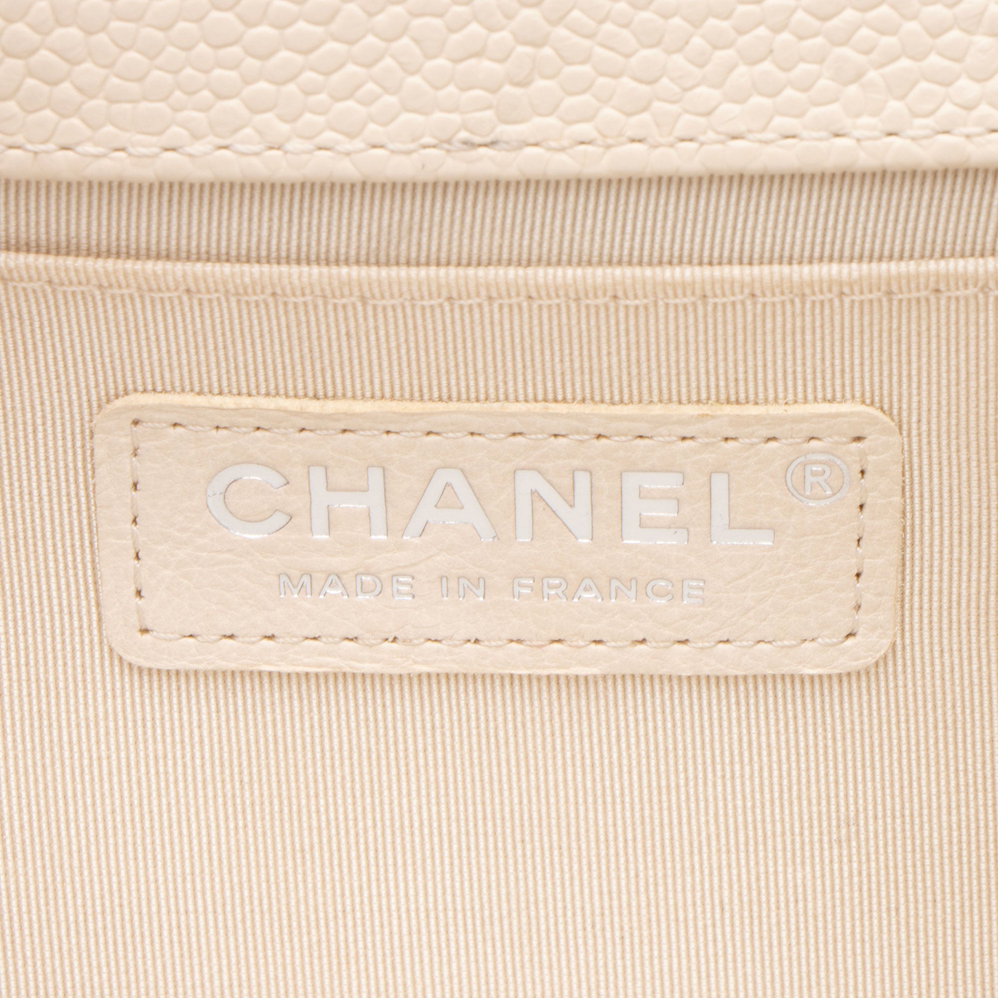 Chanel Chevron Caviar Leather Old Medium Boy Bag (SHF-00KAcN)