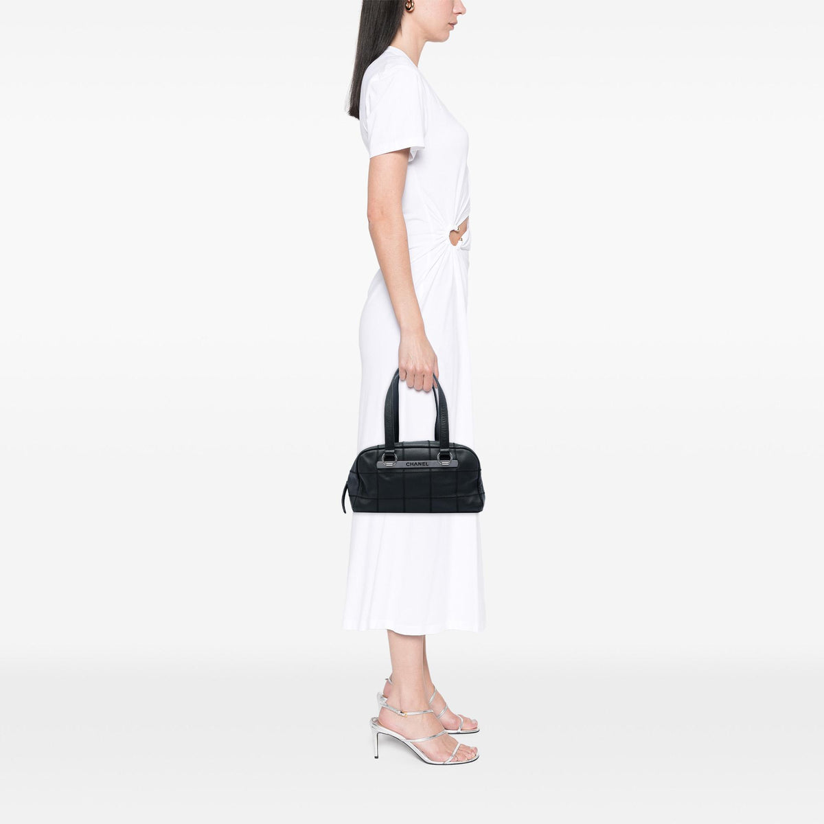 Chanel Chocolate Bar Caviar Shoulder Bag