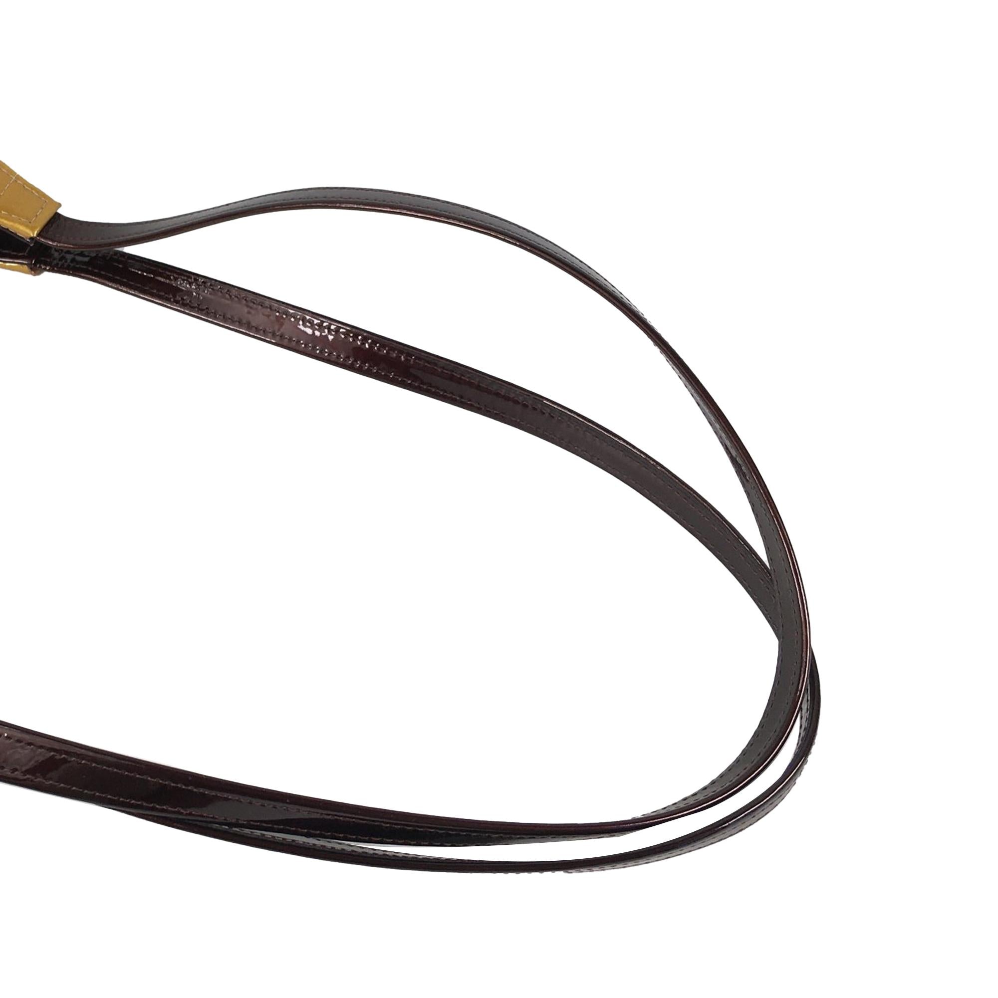 Chanel Chocolate Bar Patent Shoulder Bag (SHG-Fp3vtQ)