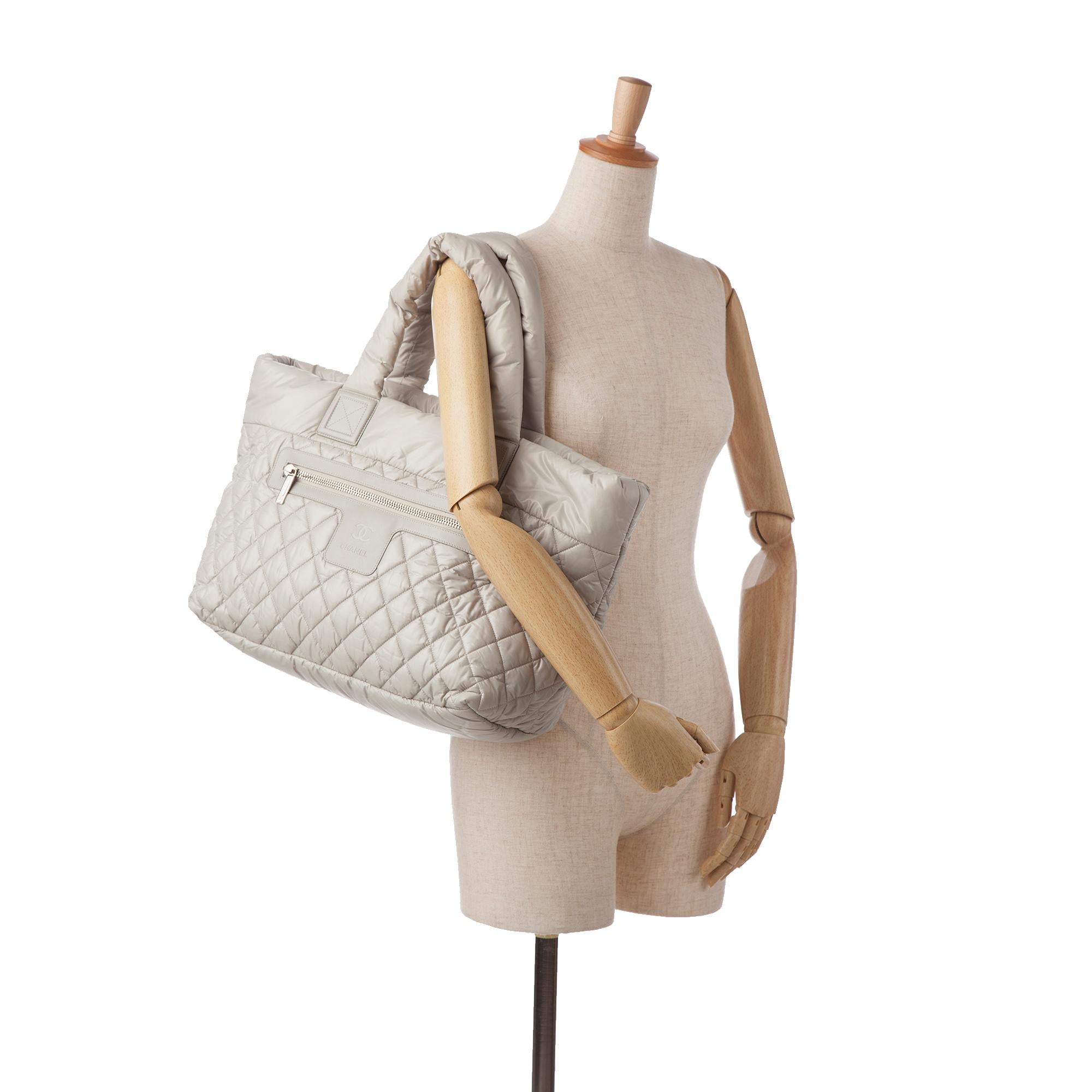 Chanel Coco Cocoon Tote Bag (SHG-ZWXHx7)