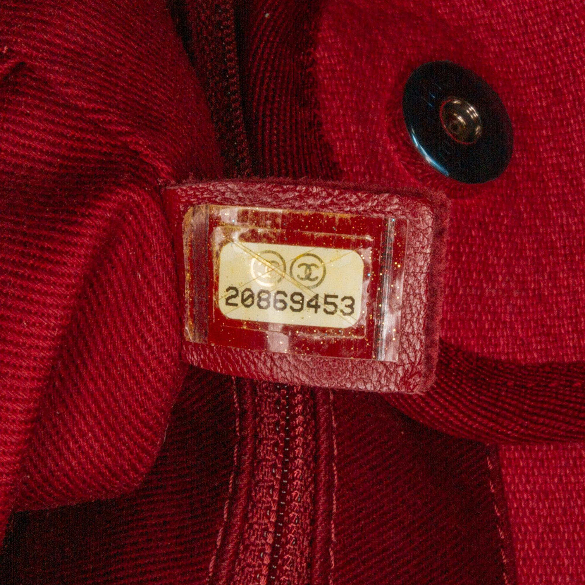 Chanel Deauville Tote (SHG-qEiq1r)