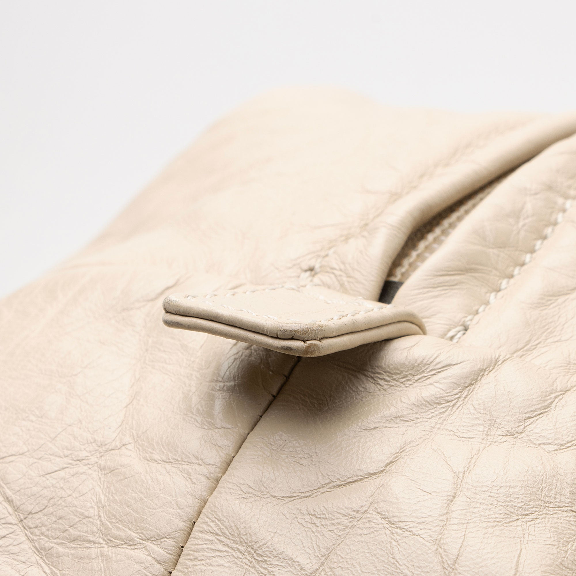 Chanel Distressed Lambskin Coco Rider Large Bowler Bag (SHF-B7H8qF)