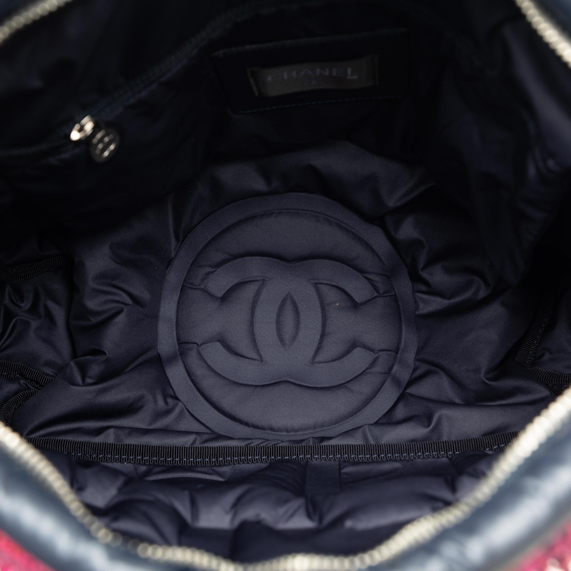 Chanel Doudoune Crossbody Bag (SHG-Ct6jHb)