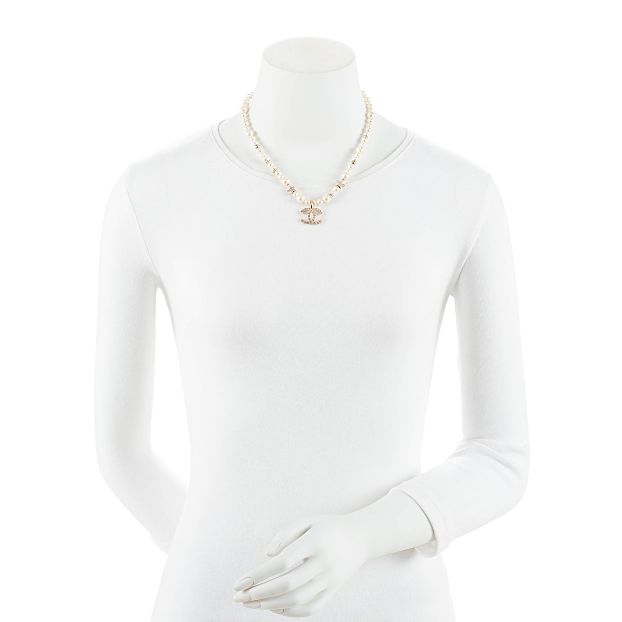 Chanel Faux Pearl Crystal CC Star Choker