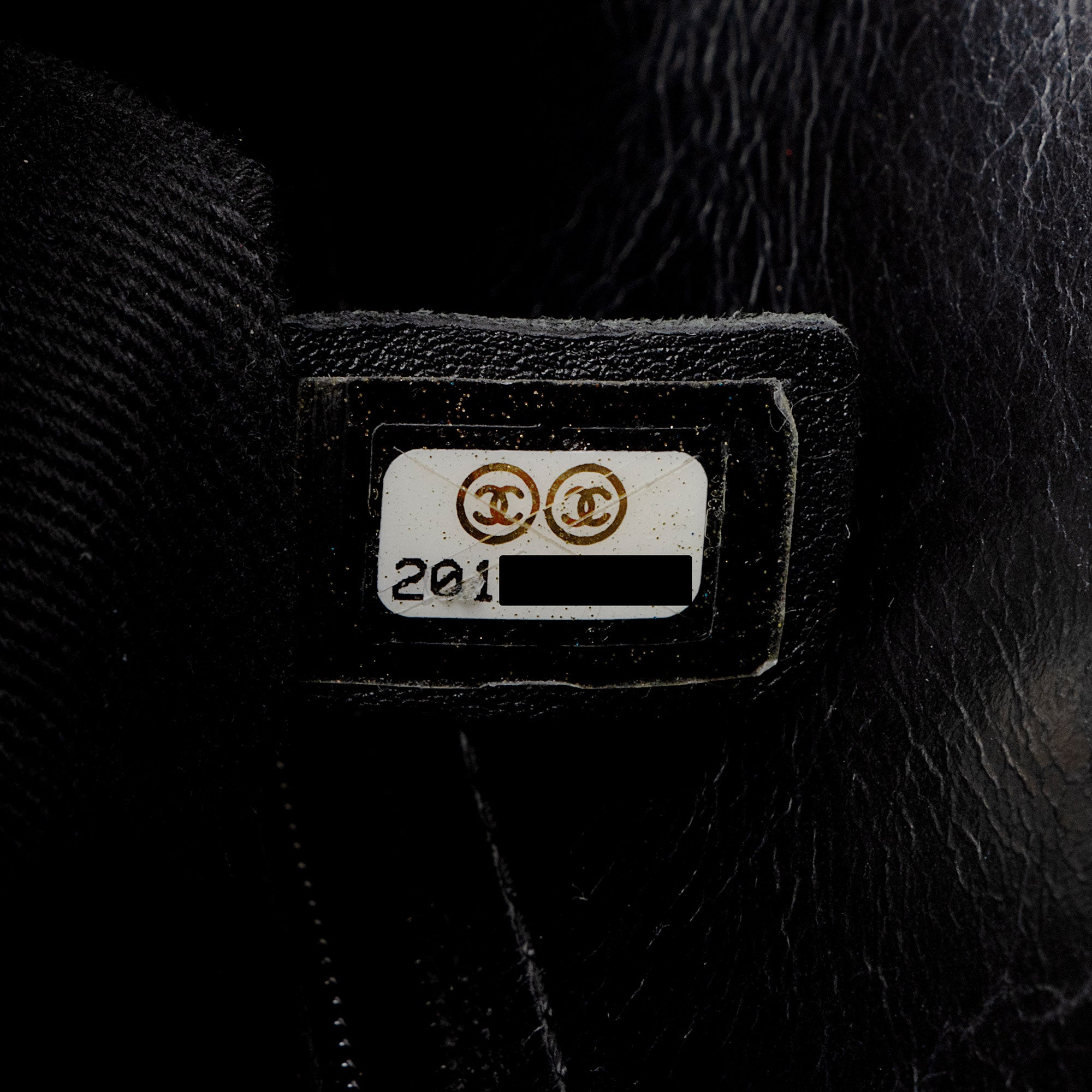 Chanel Glazed Calfskin CC Delivery Small Shopping Tote (SHF-AR0t7R)