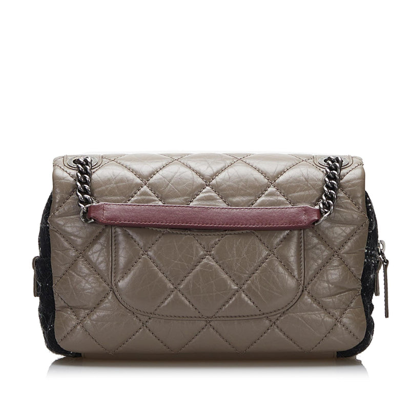 Chanel Glazed Matelasse Portobello Flap Bag (SHG-HqIza9)