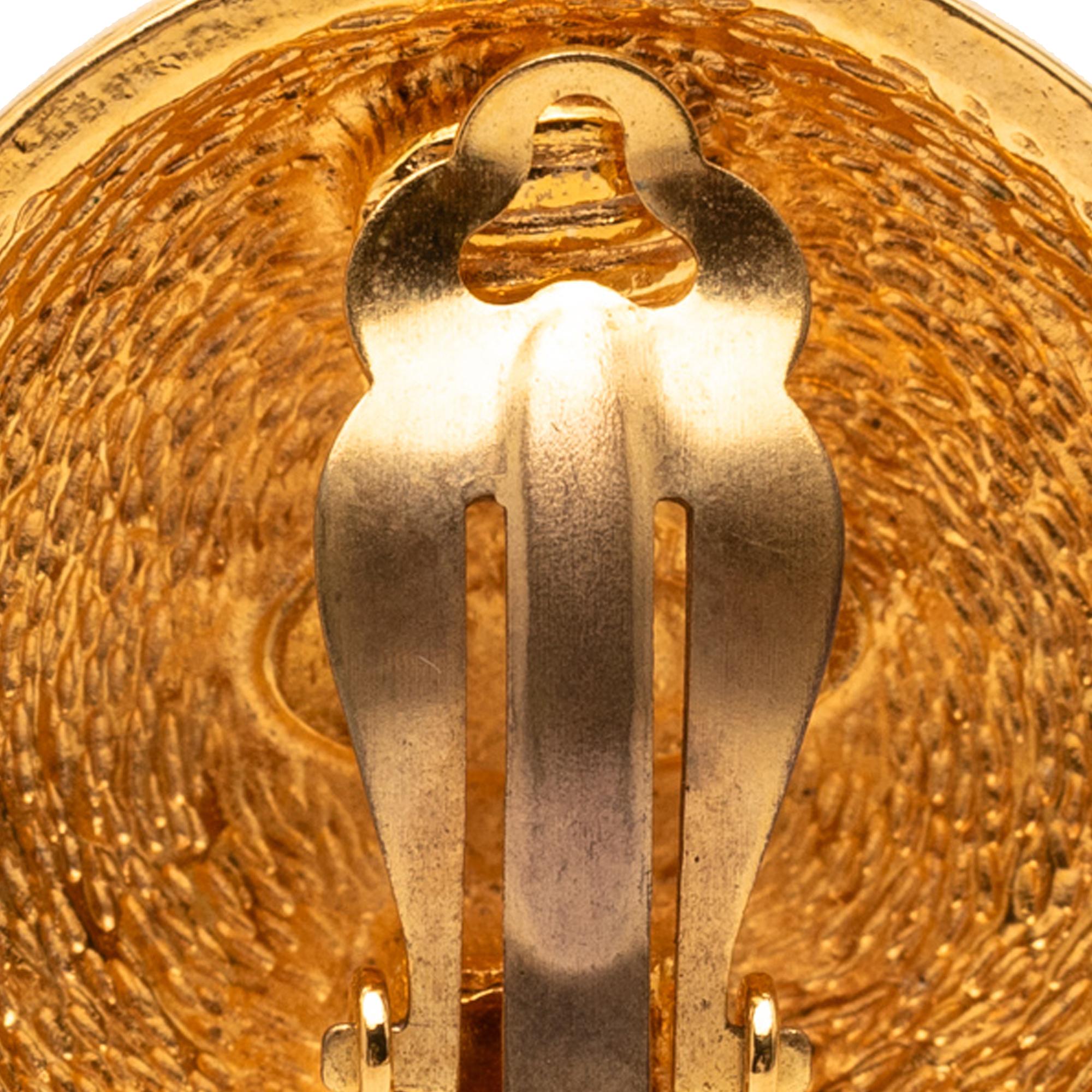 Chanel Gold Plated CC Quilted Round Clip On Earrings