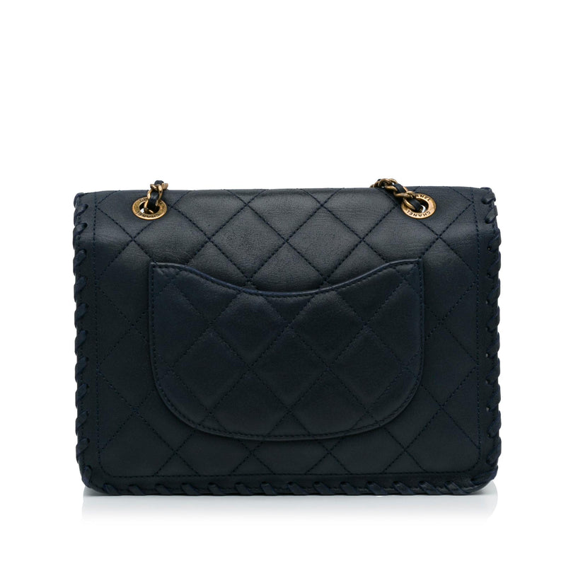 Chanel Happy Stitch Flap Bag (SHG-NgJFyu) – LuxeDH