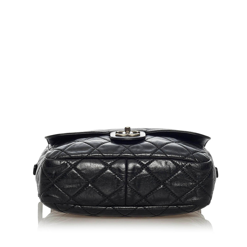 Chanel In The Mix Zip Flap Leather Crossbody Bag (SHG-34482)