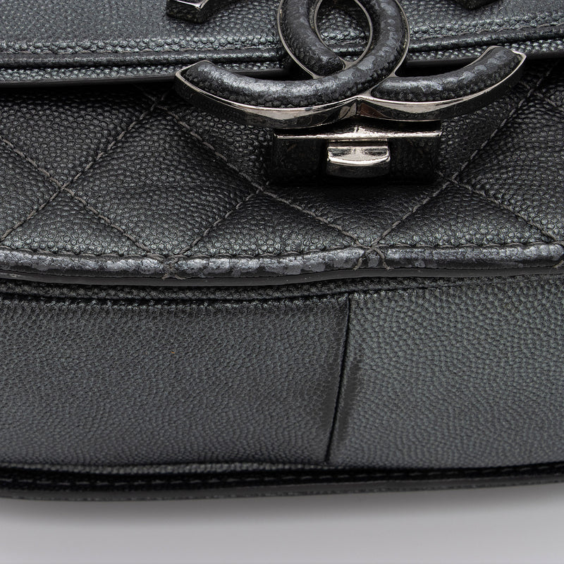 Chanel Iridescent Caviar Coco Curve Medium Shoulder Bag (SHF-jWQh7j) –  LuxeDH