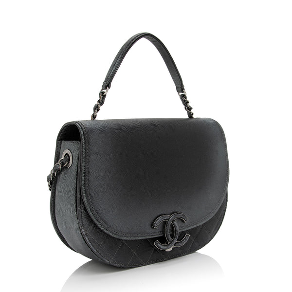 Chanel Iridescent Caviar Coco Curve Medium Shoulder Bag (SHF-jWQh7j)