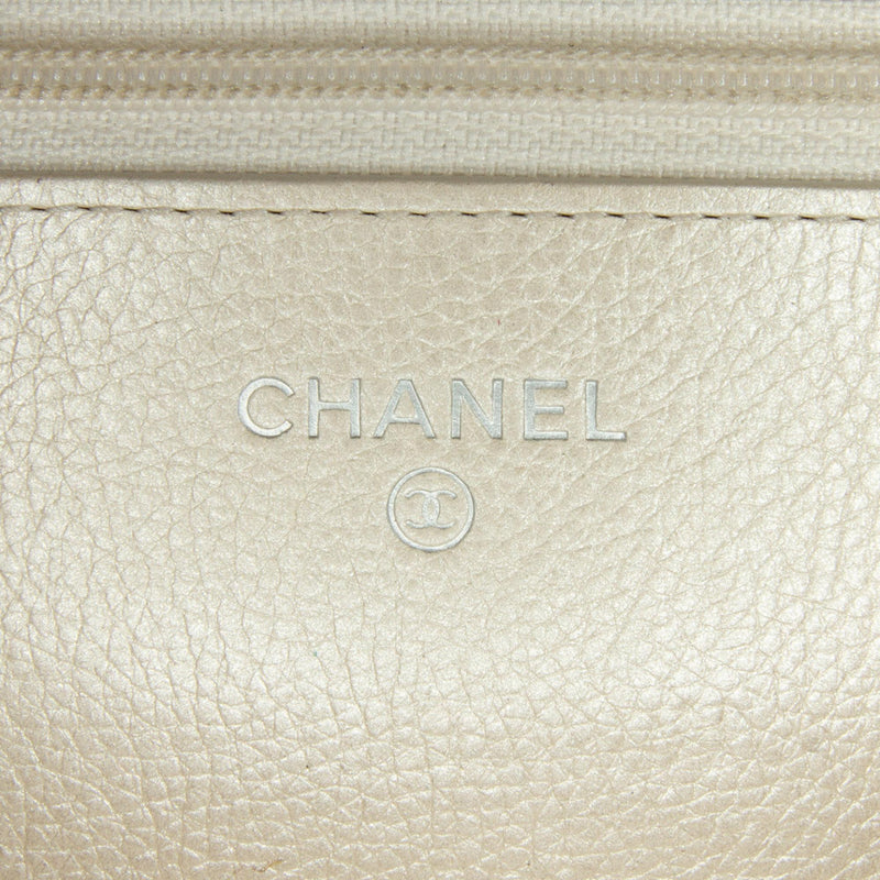 Chanel Iridescent Lambskin CC Wallet on Chain (SHG-SScnie)