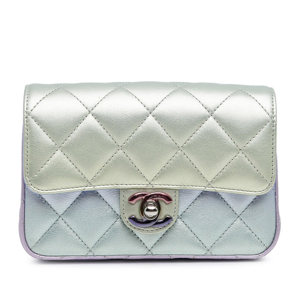 Chanel Iridescent Lambskin Wristlet Clutch Bag (SHG-OsxRyI)