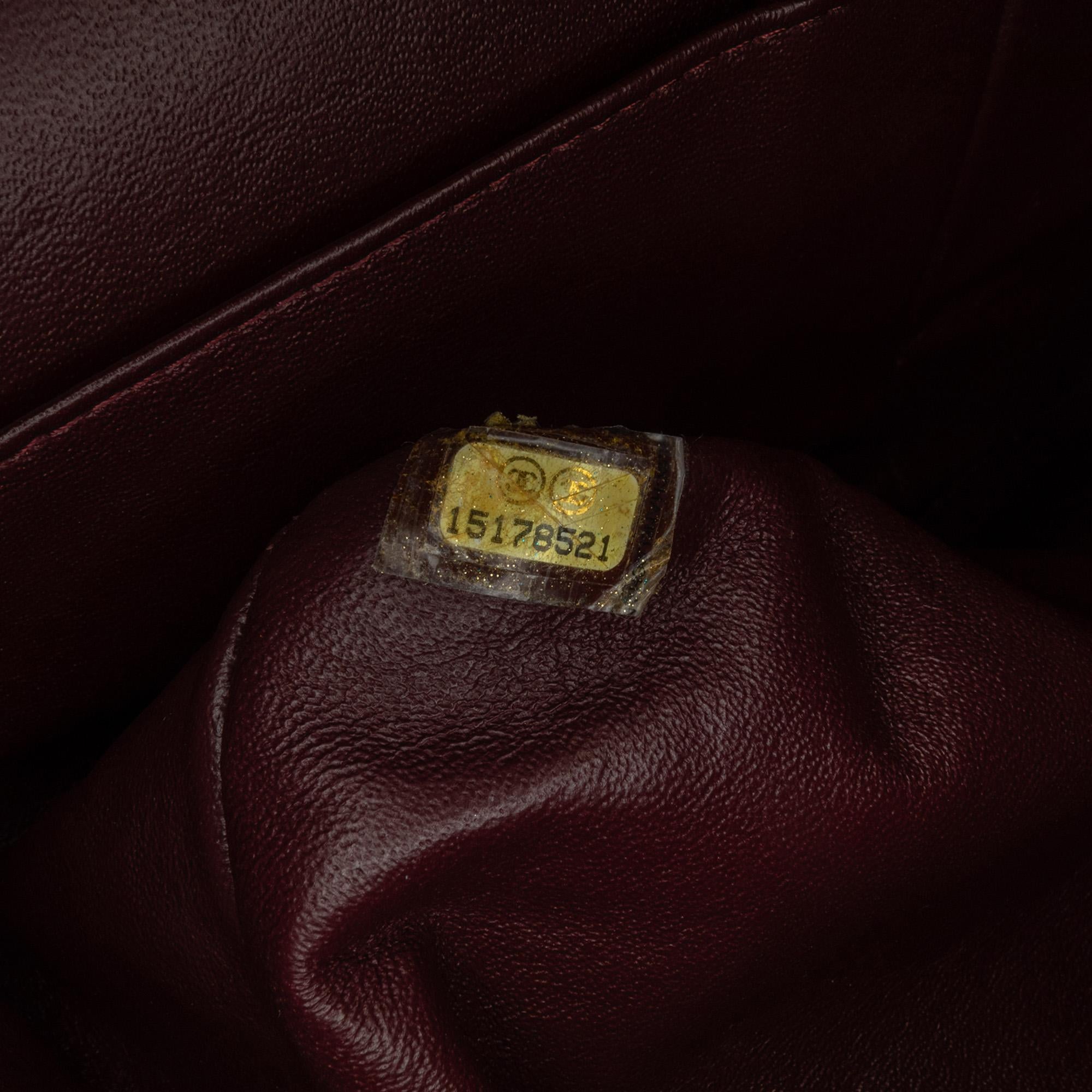 Chanel Jumbo Classic Lambskin Double Flap (SHG-mRKw0w)