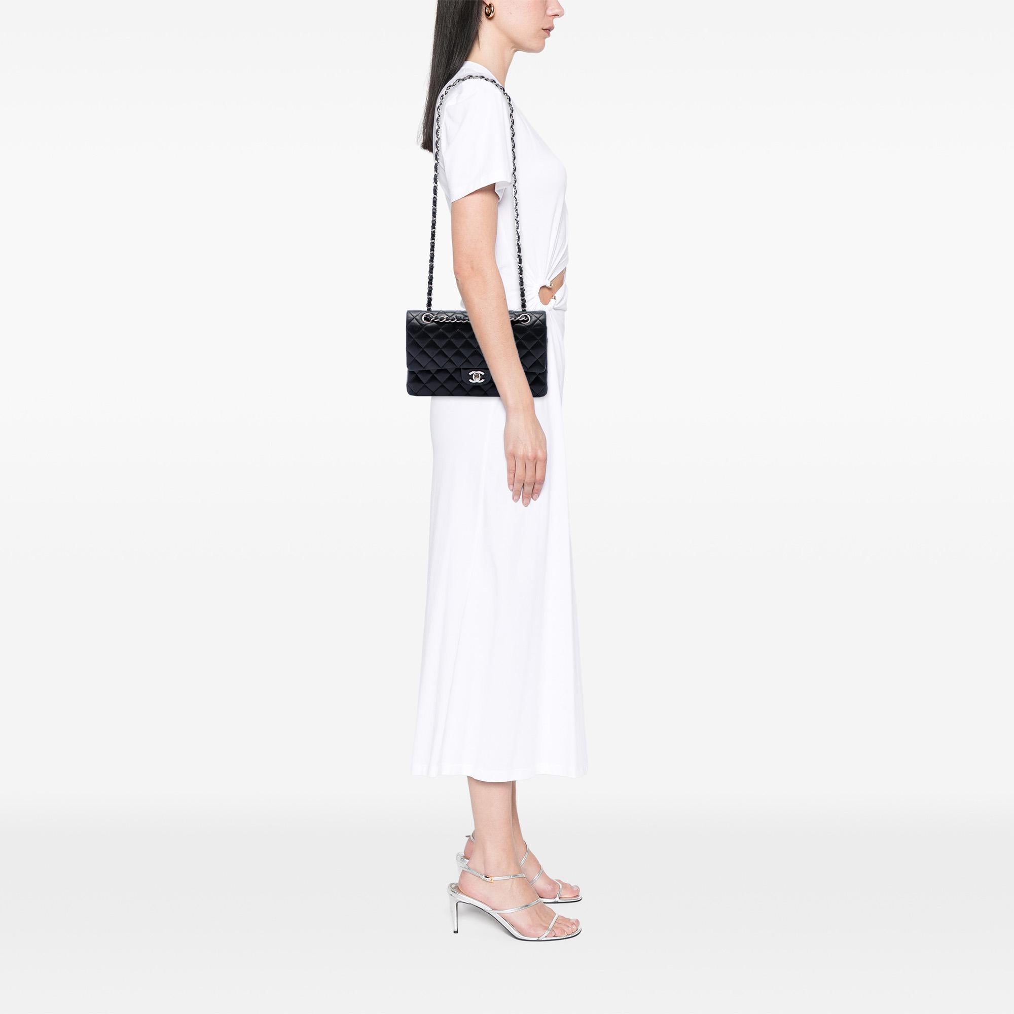 Chanel Jumbo Classic Lambskin Double Flap