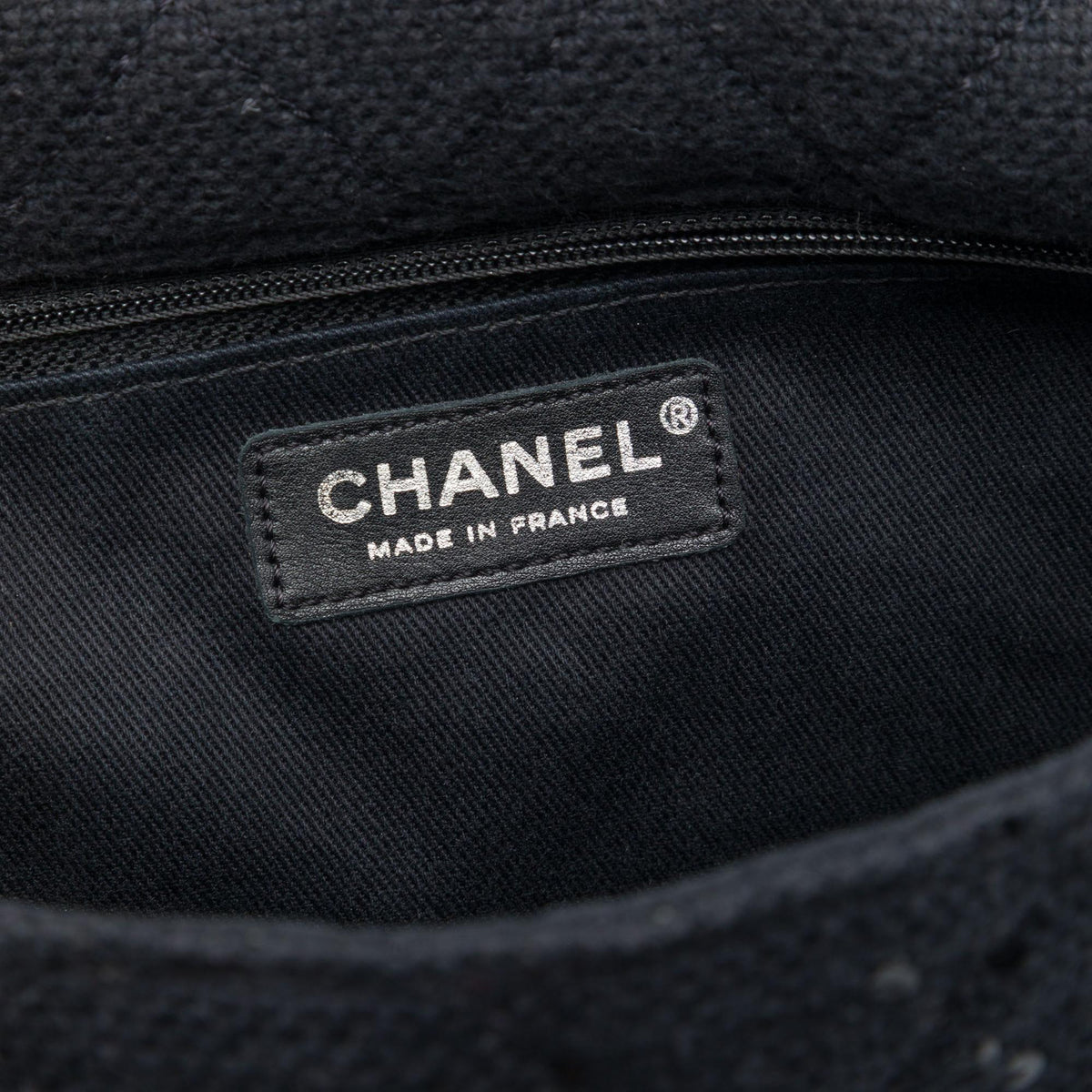 Chanel Jumbo Sequin Embellished Quilted Tweed Reissue 2.55 Messenger Flap