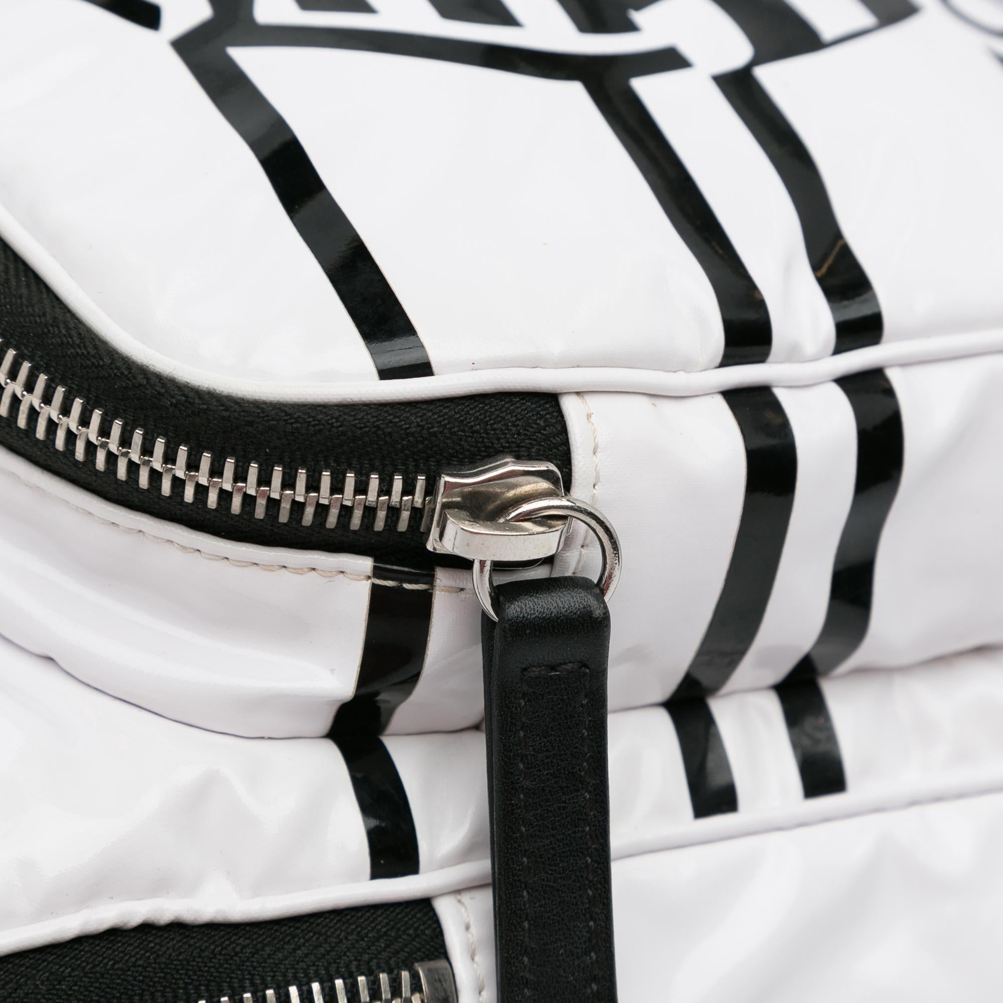 Chanel La Pausa Vinyl Backpack (SHG-8DJhRs)