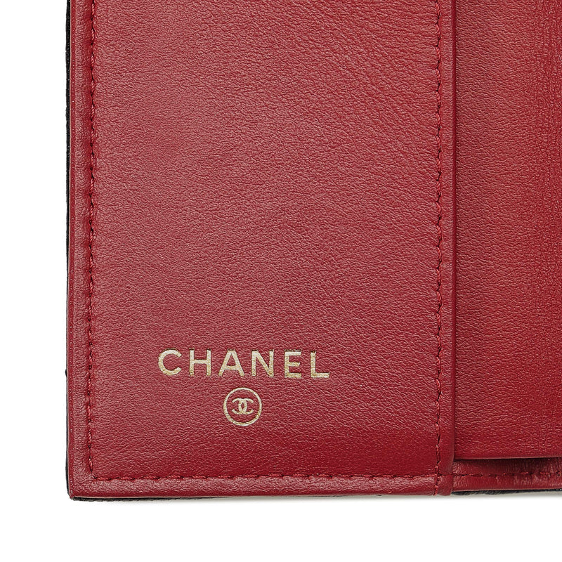 Chanel Lambskin 19 Flap Trifold Compact Wallet (SHG-v7K0nI)
