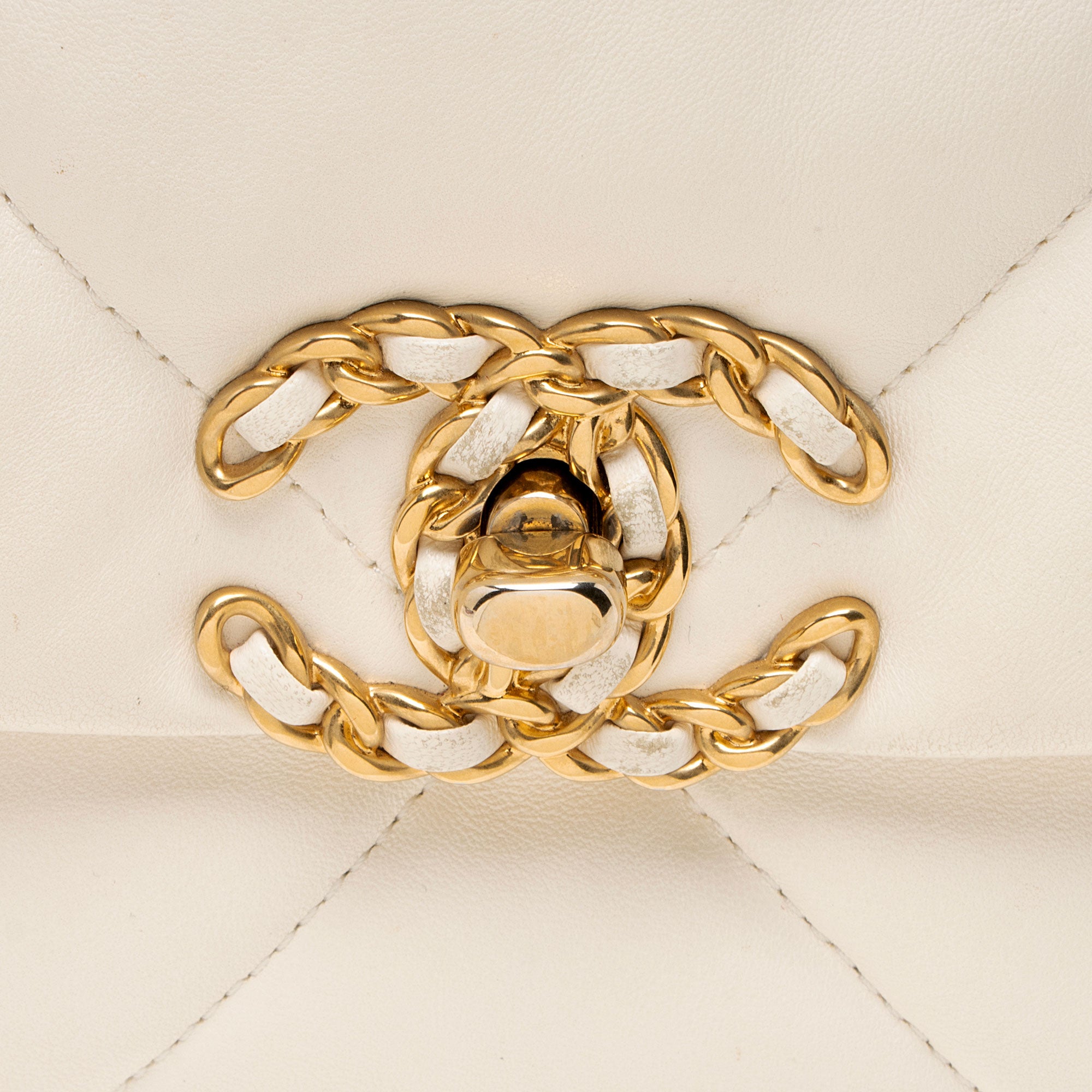 Chanel Lambskin 19 Medium Flap Shoulder Bag
