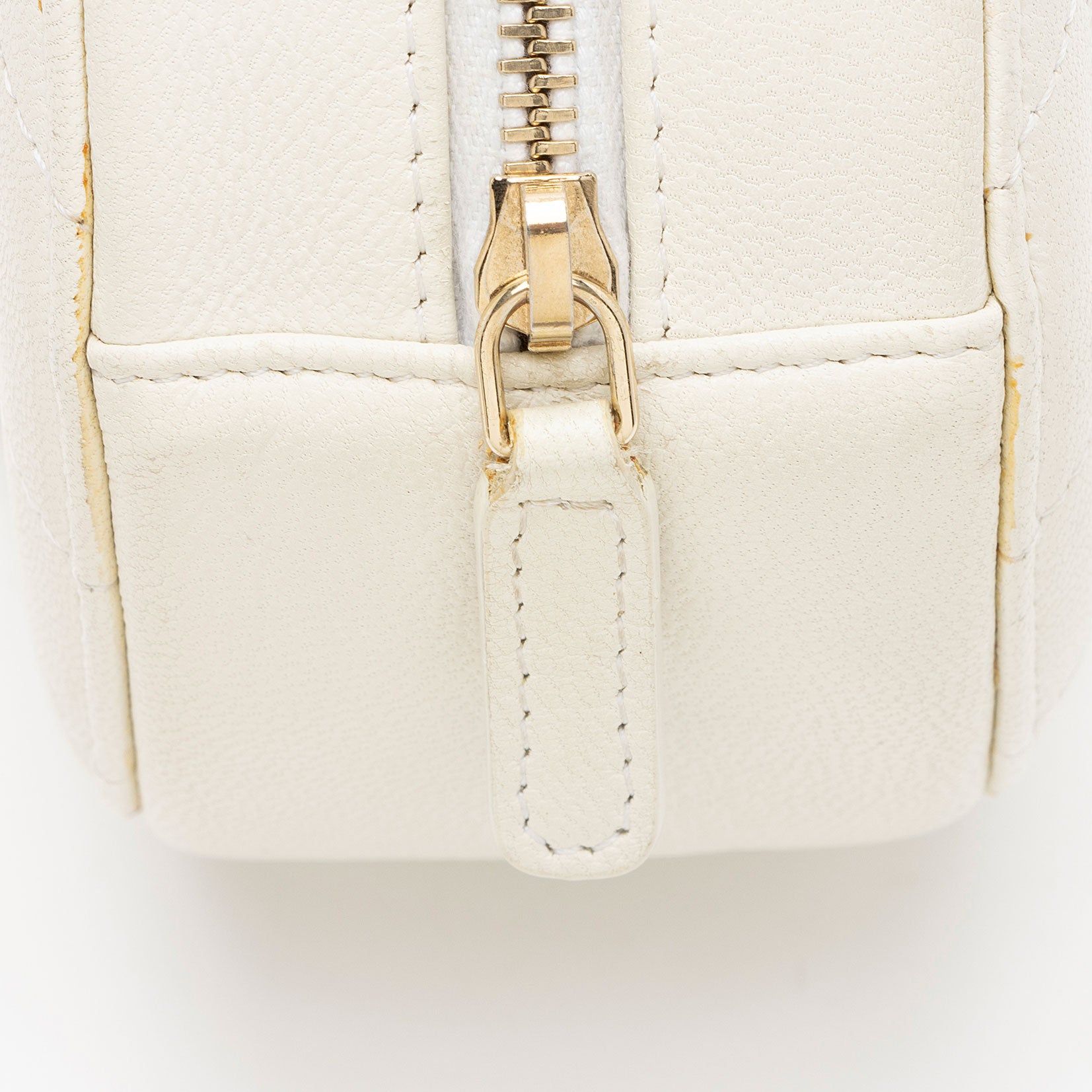 Chanel Lambskin Chic Pearls Round Clutch with Chain
