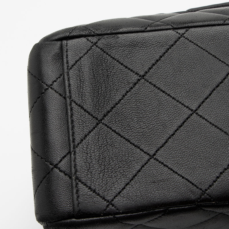 Chanel Lambskin Classic Maxi Single Flap Bag (SHF-zrKD0o)