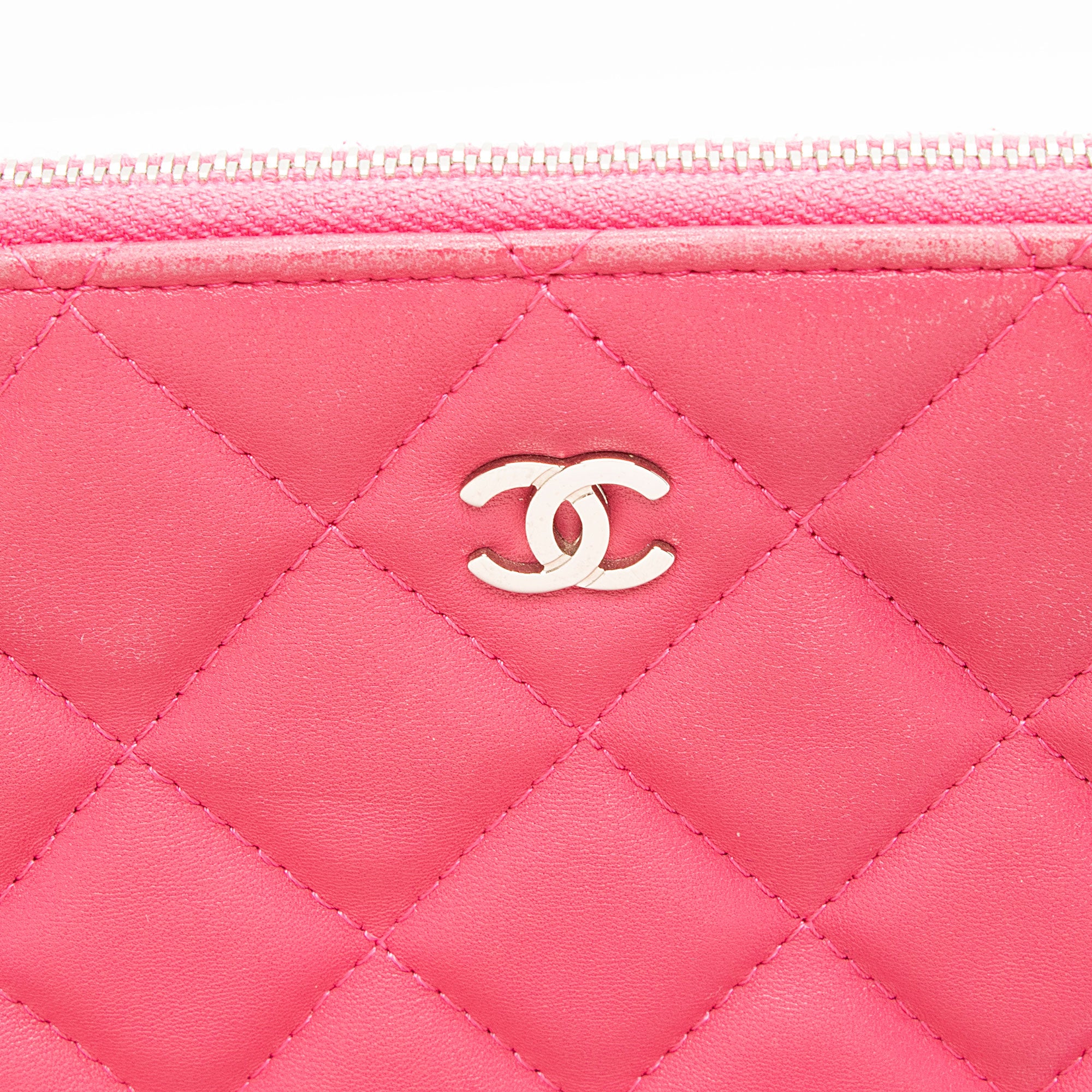 Chanel Lambskin Large O-Case (SHF-alFABe)