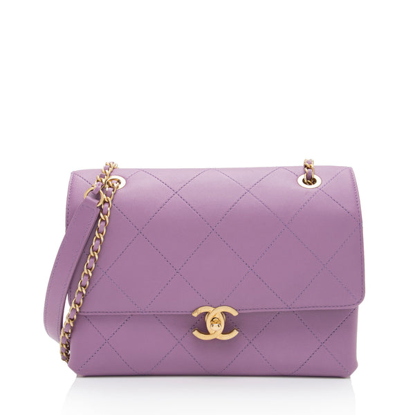 Chanel Lambskin Sleek & Chic Small Flap Bag (SHF-UMzeA2) – LuxeDH