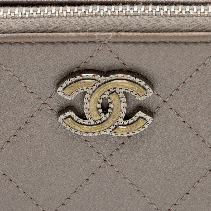 Chanel Lambskin Small Clutch with Chain (SHF-b6lVXI) – LuxeDH