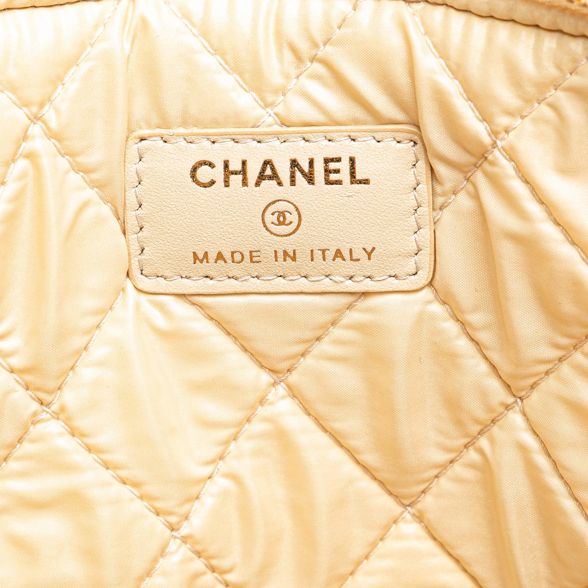 Chanel Large Raffia Deauville O Case Clutch