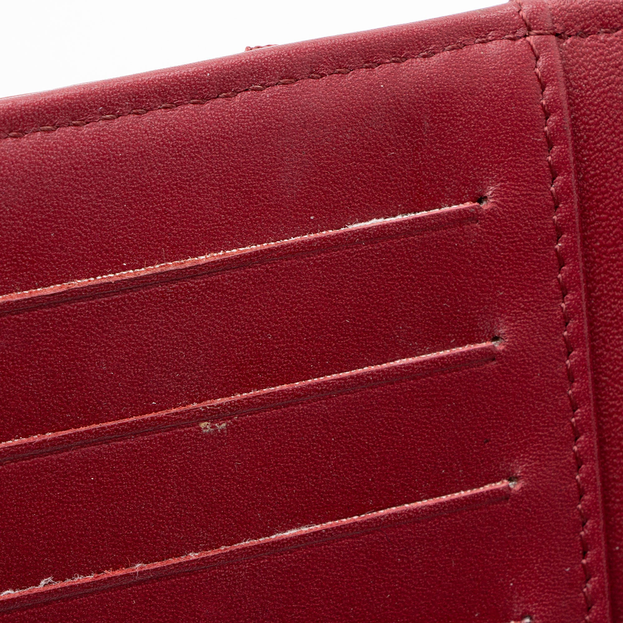 Chanel Leather Double Stitch CC Hamptons Yen Wallet